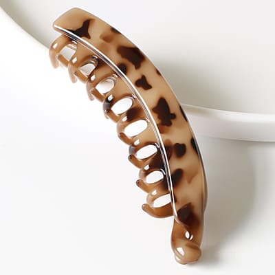 Matte Banaan Haarklem Vormige Haarspeld Paardenstaart Hoofdband Voor Vrouwen Haaraccessoires Haarklemmen Twist Klem Spelden Hoofddeksel lichte koffiekleur