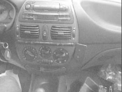 Brodit ProClip houder geschikt voor Fiat Brava 1995-2002 / Bravo 1996-2007 / Marea 1997-2007 Angled mount