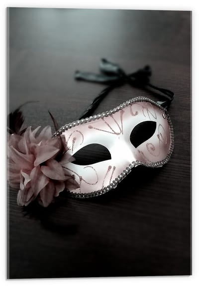 Acrylglas - Paarskleurig Masker - 40x60cm Foto op Acrylglas (Met Ophangsysteem)