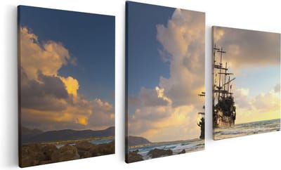 Artaza Canvas Schilderij Drieluik Piratenschip aan de Kust bij Zonsondergang - 120x60 - Foto Op Canvas - Canvas Print