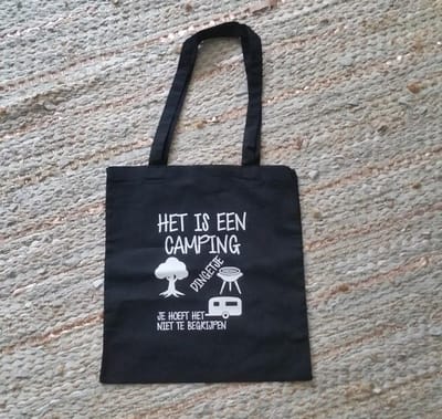Camping Tas tekst  Het is een camping dingetje Je hoeft het niet te begrijpen | cadeau voor papa opa vaderdag mama oma moederdag verjaardag vrouw man met grappige tekst bedrukt  vrouwen dames mannen heren anders dan tekstbord