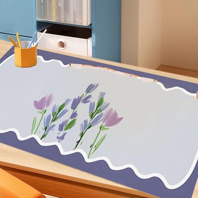 Bureauonderlegger - Bureau mat - Bureau beschermen - Waterdicht en makkelijk schoon - 60 x 100 cm - Paarse bloemen