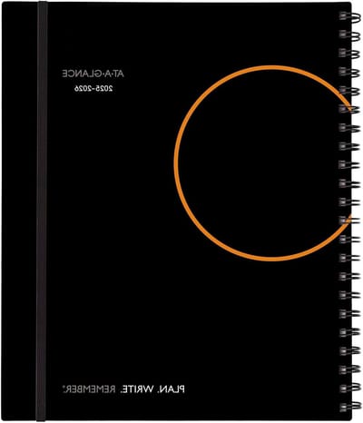 AT-A-GLANCE Planner 2025-2026 Academisch, Wekelijks & Maandelijks, Afsprakenboek per uur, 8-3/4" x 11", Groot, Maandelijkse Tabs, Flexibele Cover, Plan.Write.Remember., Zwart (70595705)