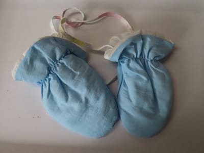 Wanten - Jongens - Bleek blauw - Lintje - XS 0-6 maand