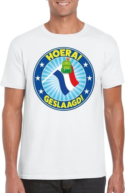 Geslaagd t-shirt wit met vlaggenmast en tas heren S