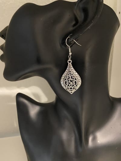 Uitgeholde geometrische oorbellen | | Make up | Parfum | Moederdag | Verjaardagscadeau| Cadeautje| Valentijnsdag| Kado | sieraden | vaderdag | oorbellen | oorsieraden