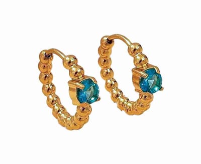 WeLoveSilver - Goudkleurige oorringen - blauw kristal - bolletjes patroon