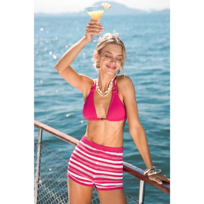 Cover-up shorts met bessenkleurige strepen