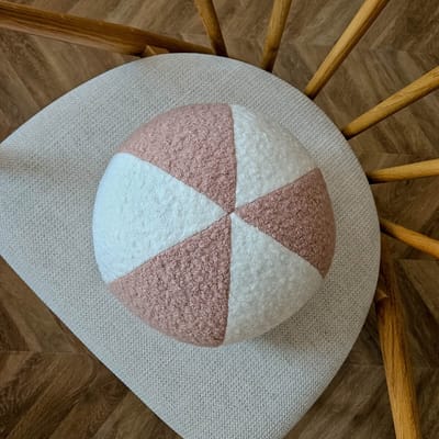 Decordruk Soft Loop - Sierkussen - Wit - Roze - 30cm