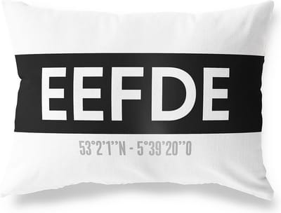 Tuinkussen EEFDE - GELDERLAND met coördinaten - Buitenkussen - Bootkussen - Weerbestendig - Jouw Plaats - Studio216 - Modern - Zwart-Wit - 50x30cm