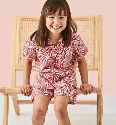 Little Label Pyjama Meisjes Maat 110-116/6Y - Fuchsia, roze - Zebra strepen - Shortama - Zachte BIO Katoen