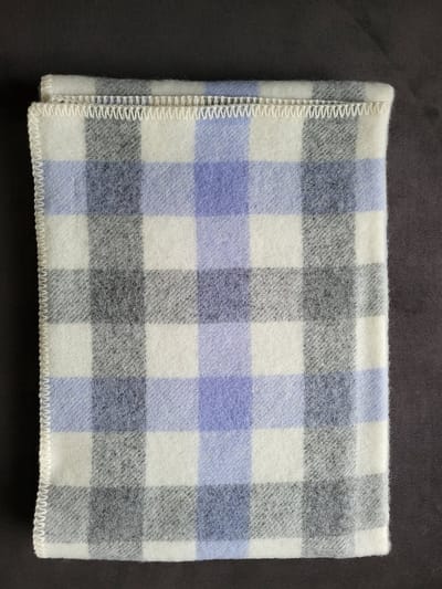 Baby Dekentje - Plaid - LVL Style - Nieuw-Zeeland wol - 100% Nieuw - 100x140cm - blauw - beige kleur