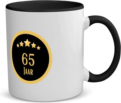 Akyol - 65 jaar koffiemok - theemok zwart - Hoera 65 jaar - iemand die 65 jaar is geworden of 65 jaar lang een relatie hebben of getrouwd zijn - verjaardagscadeau - verjaardag - cadeau - kado - geschenk - jubileum - diamanten huwelijk - 350 ML inhoud