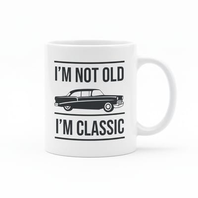 Vintage Auto Cadeau Mok – “I’m Not Old, I’m Classic” – 330 ml Keramische Koffiebeker voor Mannen, Vaders & Oldtimerliefhebbers