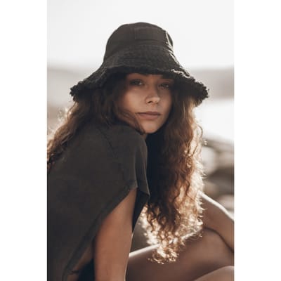 Mikuta The Charcoal Bucket Hat Black Maat: OS | Hoeden Outlet | Dames | Zwart