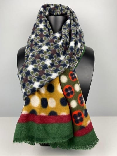 Wintersjaal met klavertje 4