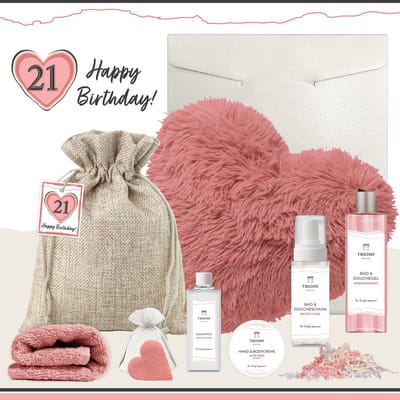 Geschenkset “21 Happy Birthday!” - 8 producten - 1220 gram - Triomf Cosmetica | Giftset voor haar 21 jaar Wellness Cadeaupakket Meisje Kussen Hartje Gefeliciteerd Verjaardag Feestje Cadeau Pakket Luxe Cadeaubox Party Girl Gift Set Roze