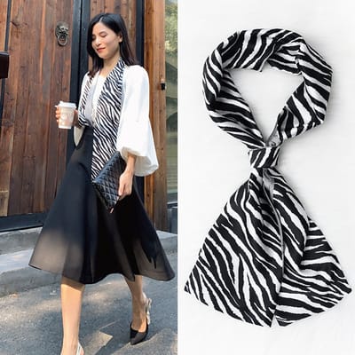 Zijden sjaal-stijl zijden sjaal voor dames - Kleurblokkenprint - Fris en delicaat - Decoratieve shawl over shirts -25，14*150CM