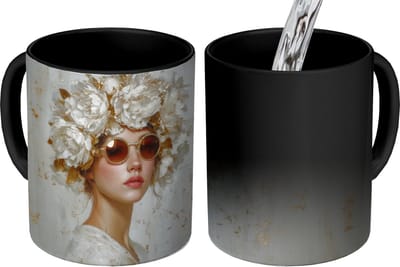 Magische Mok - Foto op Warmte Mokken - Koffiemok - Schilderij - Vrouw - Zonnebril - Bloemenkrans - Magic Mok - Beker - 350 ML - Theemok