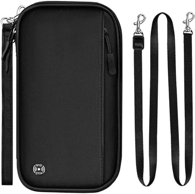 longziming -RFID-Blokkerende Reis Paspoort Portemonnee – Familie Reisdocumenthouder met 4 Paspoortvakken & 11 Kaartsleuven – PU Leer – Met Polsband & Schouderriem – Zwart – 23×13×3 cm – 1 Stuk