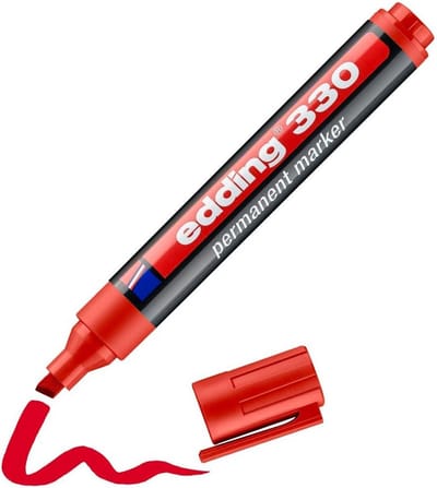 edding 330 permanent marker - rood - 1 stift - beitelpunt 1-5 mm - watervast, sneldrogend - wrijfvast - voor karton, kunststof, hout, metaal, glas