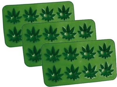 Set van 3x stuks ijsblokjes/ijsklontjes wietblad voor 8 blokjes - Ijsblokjes/ijsklontjes makers - Wietblad ijsvormen
