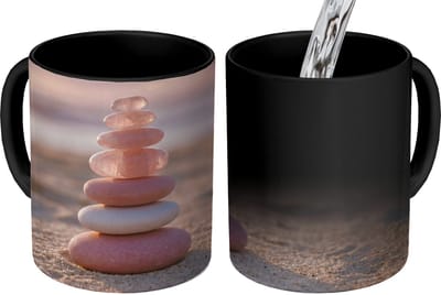Magische Mok - Foto op Warmte Mokken - Koffiemok - Stenen - Zand - Roze - Magic Mok - Beker - 350 ML - Theemok