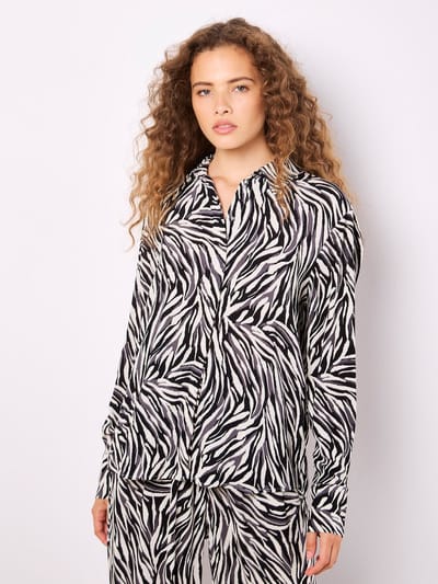 Shirt met zebraprint en asymmetrische zoom