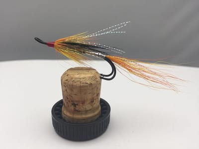 Zalm Vliegen - Vliegvissen Lokaas - Vissen Vangen - Dubbele Haken - Maat 4-10 - Cascade