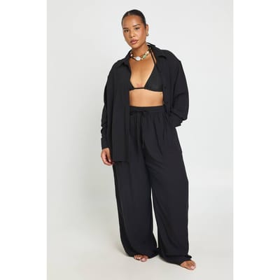 boohoo Dames Plus Katoenen Gaas Shirt & Broek Strand Co-ord | Zwart | Maat: 44