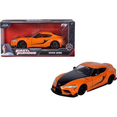 Fast & Furious and Furious 1:24 Toyota Supra 2020 Auto's op schaal