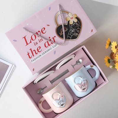 Tasses Couple Créatives en Forme de Cœur avec Tête de Serrure Tasses en Céramique avec COUVERCLES Cuillères Aspect Élevé Tasses Cadeau Ensemble Cadeau Haut de Gamme 410ML