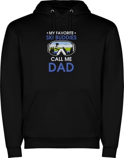 Zwarte unisex hoodie met “ Kleurrijke My favorite ski buddies call me dad – mijn favoriete ski maatjes noemen me papa “ Print Full Color Color merk Roly maat S