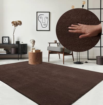 the carpet RELAX – Extra Zacht & Wasbaar Vloerkleed tot 30°C met Antislip Onderzijde – Fluweelachtige Structuur – Voor Slaapkamer of Woonkamer – Bruin, 140 x 200 cm