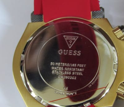 Guess Ignite Multifunctioneel Horloge Rood Kast Gemaakt Van 100% Roestvrij Staal En Een Armband Van 100% Siliconen 46 GW0802G1, GW0802G2