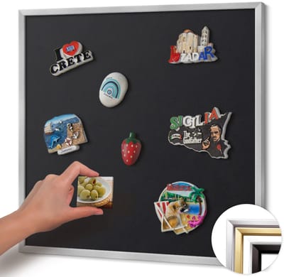 Wallfluent - Zwart Magneetbord in Stijlvolle Kleuren - 50 cm x 50 cm - Magneetbord met Zilveren Frame - Zwarte kleur - Magneetbord voor Foto's en Notities - Magnetisch Bord Foto Bevestiging - Magneetbord voor Reissouvenirs