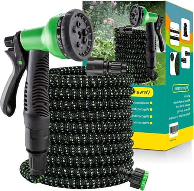 Flexibele tuinslang met 8 sproeiers - Douche-adapter en hanger - Kunststof irrigatie voor tuinieren en autowassen - Groen, 225 m