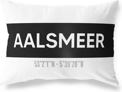 Tuinkussen AALSMEER - NOORD-HOLLAND met coördinaten - Buitenkussen - Bootkussen - Weerbestendig - Jouw Plaats - Studio216 - Modern - Zwart-Wit - 50x30cm