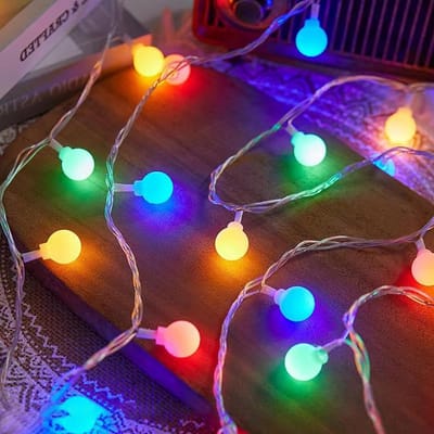 Kleurige 1.5 m LED Sfeerverlichting op Batterijen voor Binnen en Buiten, Perfect voor Bruiloften, Kinderkamers, Kerst en Tuinactiviteiten