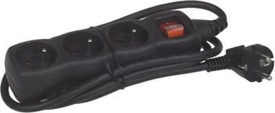 Deltac Stekkerdoos 230V Zwart 1,5 Meter
