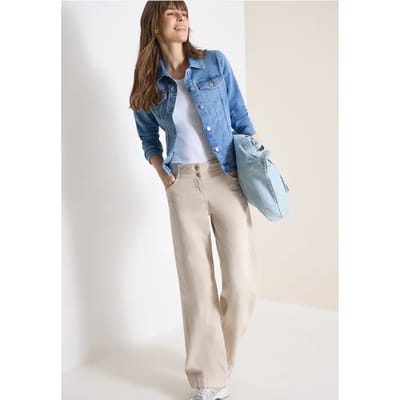 Denim jack met borstzakken en knopen