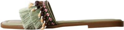 Sandalen om aan te trekken