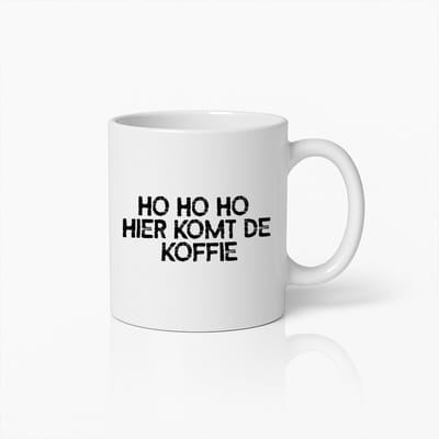 Grappige Kerst Koffiemok "Ho Ho Ho Hier Komt de Koffie" – Kerstthema Keramische Beker
