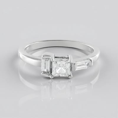 Cavill - Zilveren ring 925 sterling platina - Cambodjaanse princess zirkoon 0,46 ct - 2 Baguette zirkonia 0,285 ct - Elegant dames sieraad 0,745 ct