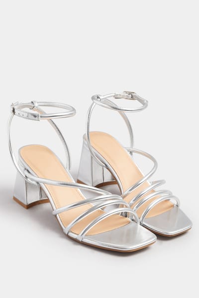Yours Zilveren Asymmetrische Blokhakken Met Bandjes In Standaard Pasvormsize 36