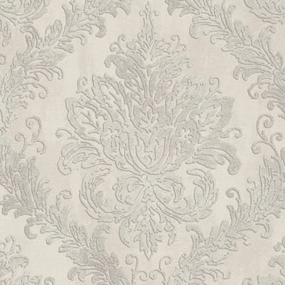 Barok behang Profhome 790494-GU vliesbehang hardvinyl warmdruk in reliëf licht gestructureerd met ornamenten en metalen accenten grijs parelwit zilver lichtgrijs 5,33 m2