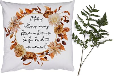 Sierkussens - Kussentjes Woonkamer - 50x50 cm - Quotes - It takes nothing away from a human to be kind to an animal - Spreuken - Dieren