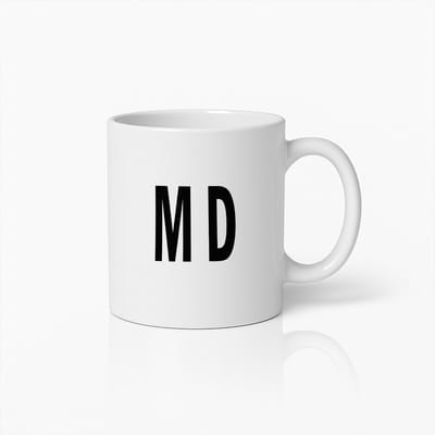 Gepersonaliseerde Initiaal Mok 330ml – Aangepaste Monogram Koffiebeker met Letters MD – Uniek Cadeau Idee