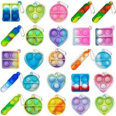 Kleurrijk mini fidget toy sleutelhanger pop it set – 24 stuks push bubble fidget speelgoed met sleutel hanger – siliconen hand fidget toy voor kinderen en volwassenen – kleine pop it knijp speelgoed in hart, rond en rechthoek vormen