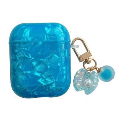 Blauw transparant parelmoer hoesje voor oordopjes dames met schelp hanger en clip geschikt voor AirPods 4 hardcase beschermhoes